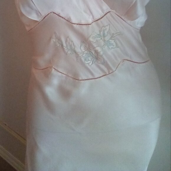VTG 30's/ 40's Fray-Pruf Bur Mil Bias Cut Fitted Negligee Embroidered Sz 6 Tall - Picture 3 of 11